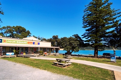 Opononi beim Hokianga Harbour
