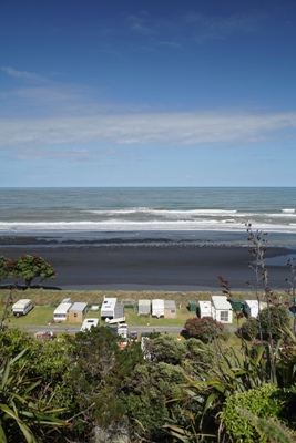 Taranaki travel tips - camping in Mokau